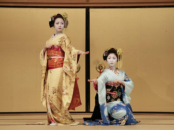 （N）祇園の舞妓と京料理、夜景展望