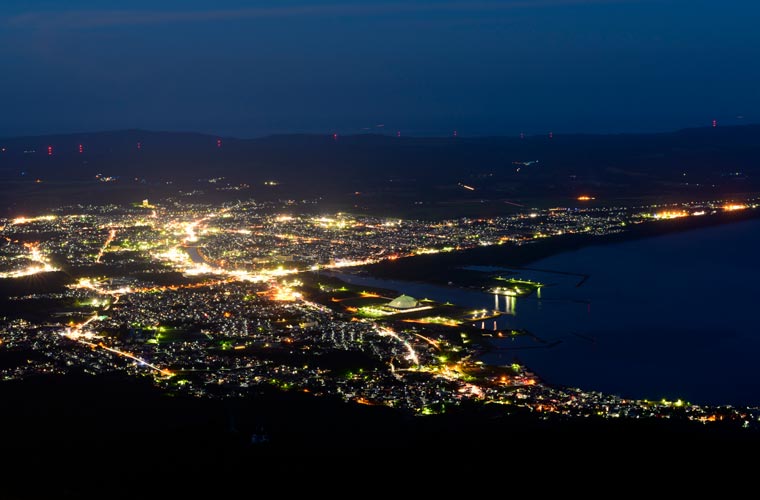 釜臥山展望台の夜景