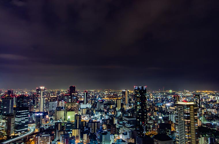 梅田スカイビル 空中庭園展望台の夜景