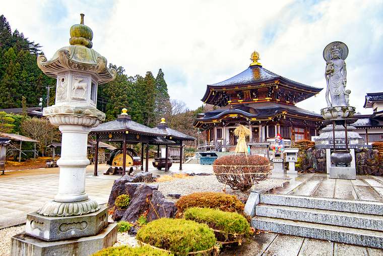 浄土宗極楽山西方寺