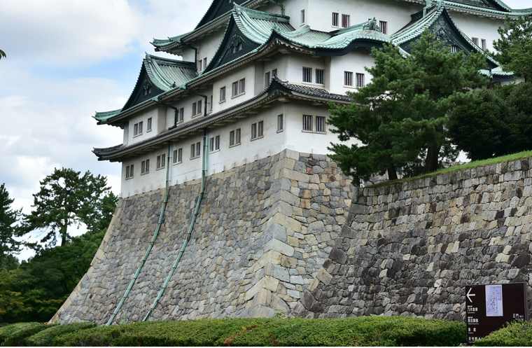 名古屋城　天守閣の石垣