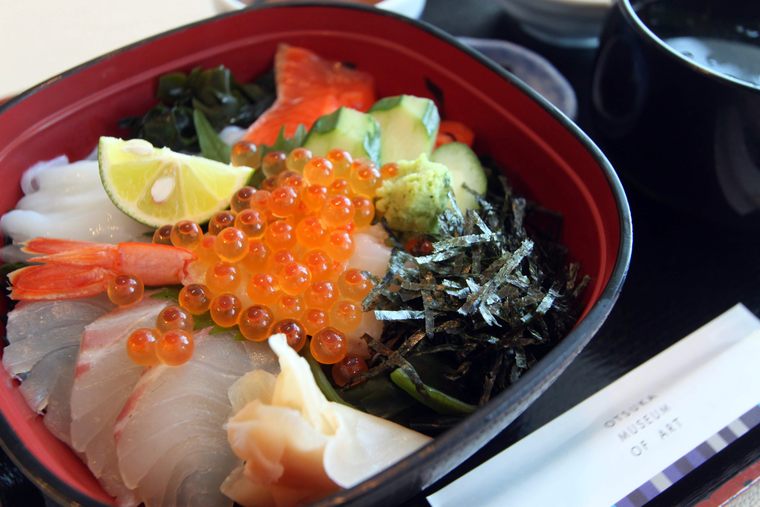 レストラン ガーデンの「うずしお海鮮丼」1,200円