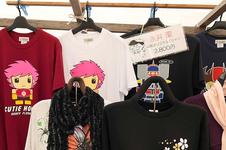 輪島朝市　キューティーハニーやマジンガーzのキャラクターTシャツ