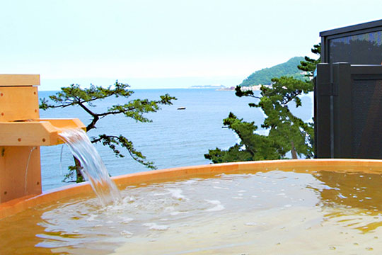 熱海温泉　味と湯の宿　ニューとみよし 展望貸切露天風呂