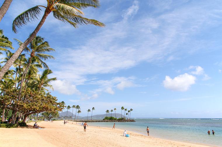 ハワイ「ザ・カハラ・ホテル」ビーチ