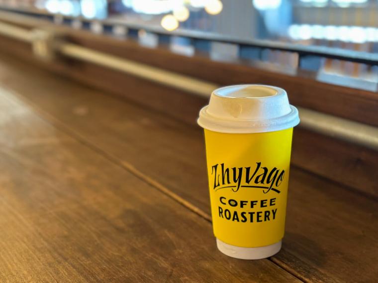 ZHYVAGO COFFEE ROASTERY（ジバゴ コーヒー ローステリー カフェ）