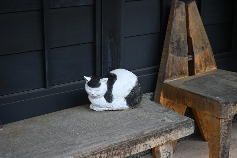 井波の木彫り猫