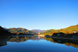 【群馬県】猿ヶ京温泉　山と湖の絶景に浮かぶ宿　料理旅館　樋口