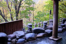 定山渓の紅葉を見るなら <b>定山渓温泉</b> 章月グランドホテル - 北海道の宿 <b>...</b>