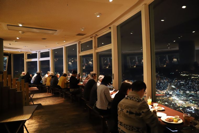 稲佐山山頂展望台 光のレストラン