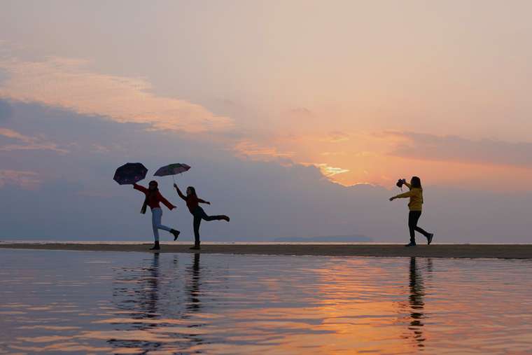 日本のウユニ塩湖「父母ケ浜（ちちぶがはま）」