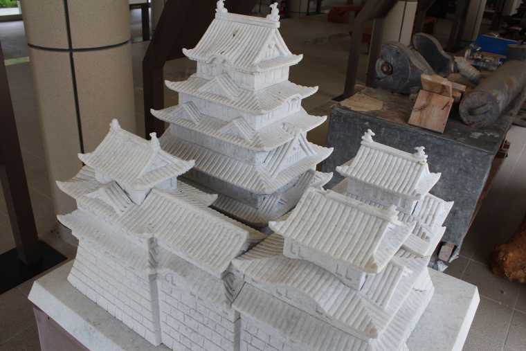 大理石加工展示館の大理石でできた城