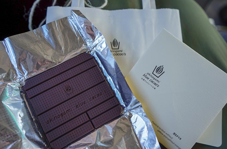 okinogami blue cacao's 出雲チョコレート工場 ビーントゥバーのチョコレート