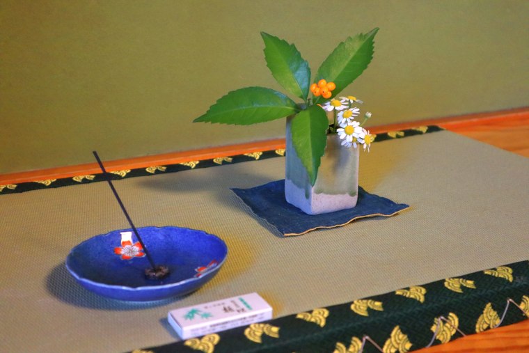 猿ヶ京温泉 料理旅館樋口 お香の準備