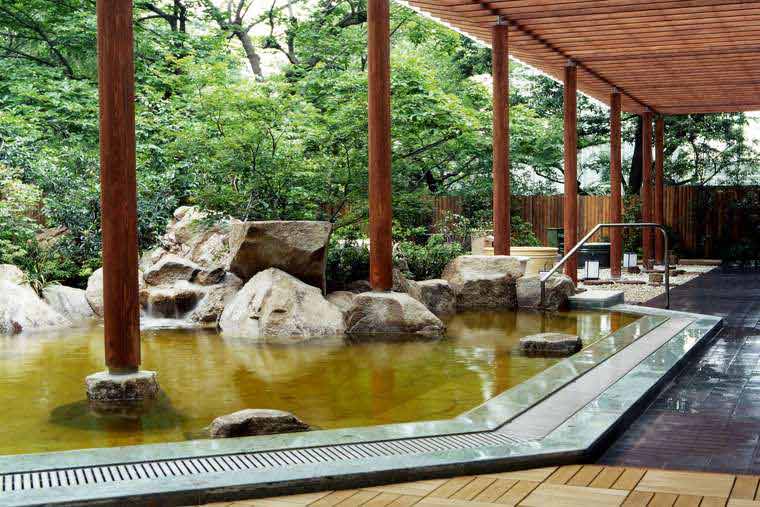 【練馬区】バーデと天然温泉「豊島園庭の湯」露天風呂