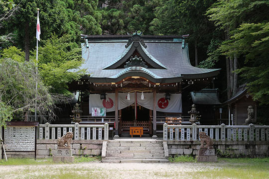 湯泉神社