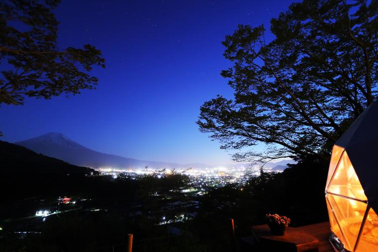 「杓子山ゲートウェイキャンプ -Mt.Shakushi Gateway Camp-」から見た夜景