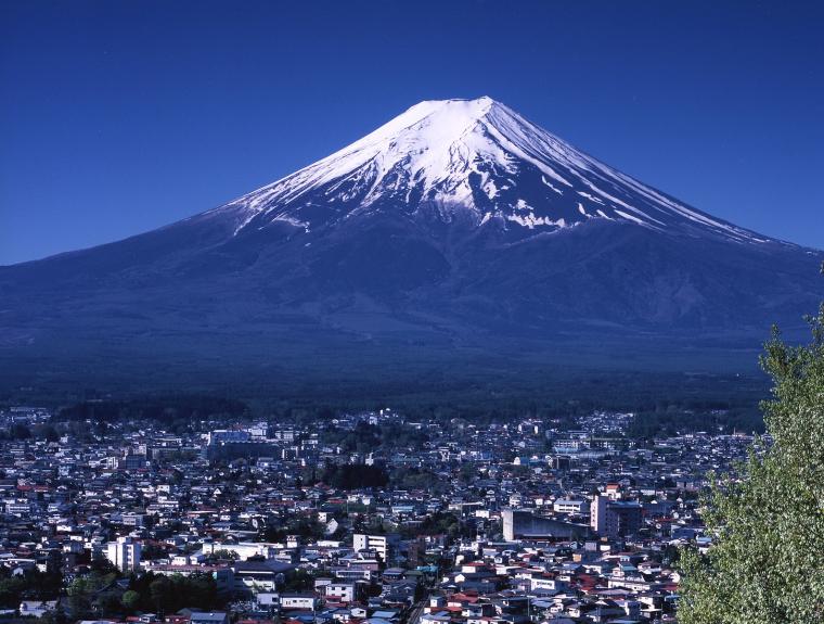 「○○の聖地ランキング」第1位は山梨県富士吉田市の「富士山信仰の聖地」