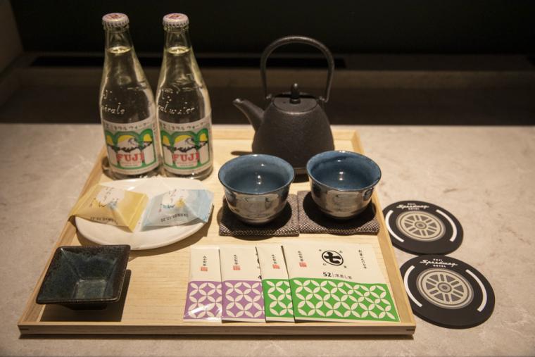 「丸七製茶」の深蒸し茶と綺麗茶、ネスプレッソ、富士のミネラルウォーター