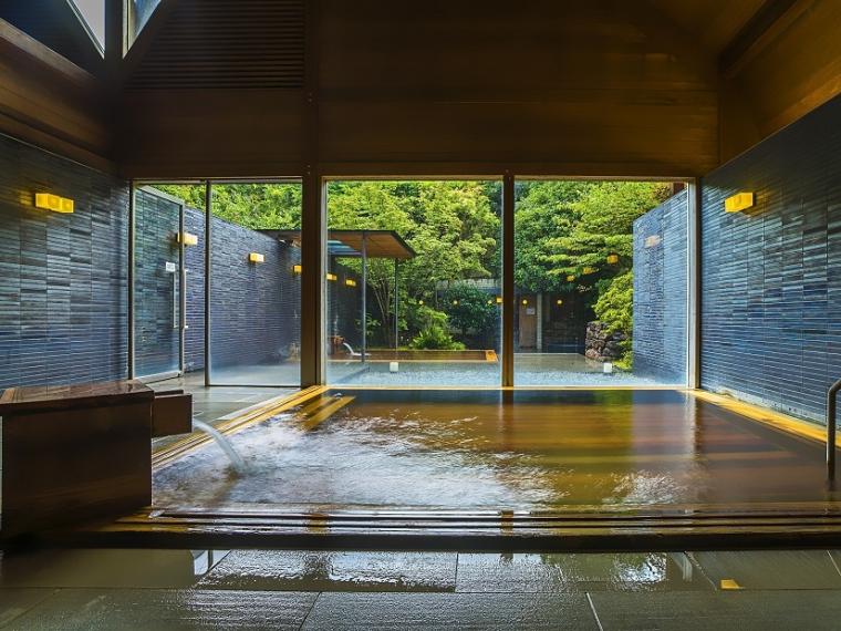 和多屋別荘の浴場