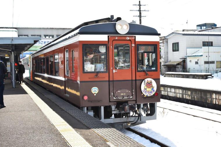 三陸鉄道「こたつ列車」