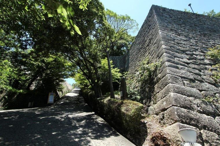 丸亀城の石垣②