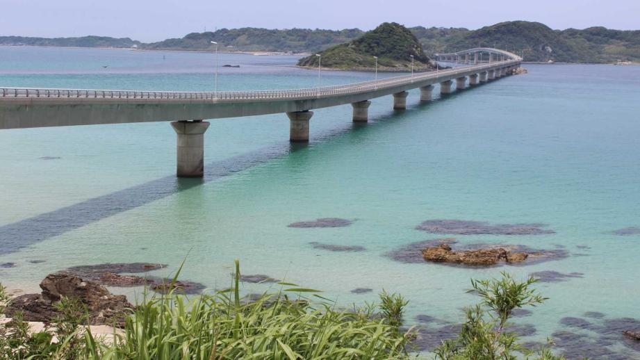 山口県の絶景 角島大橋と元乃隅神社を見に行こう 楽天トラベル