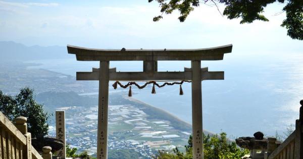 天空の鳥居から見る絶景！香川県観音寺市の「高屋神社」を参拝しよう
