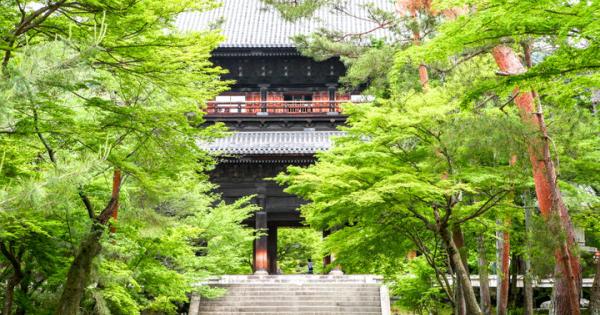 早起きして訪れたい、京都の“朝観光”におすすめの神社仏閣6選
