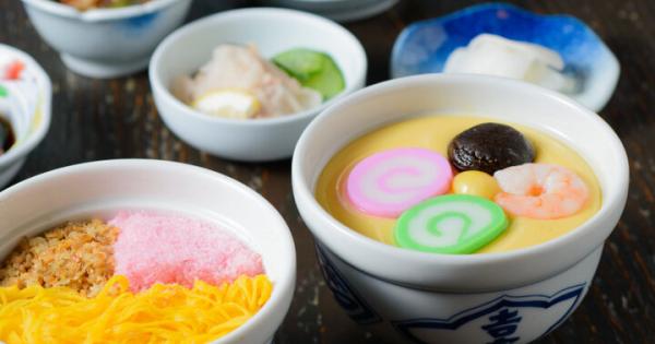 江戸時代に大評判となった「吉宗 本店」の茶碗むしは、山海の幸が盛りだくさんの長崎名物