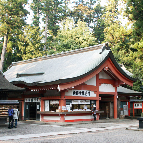 香取神宮　日本全国に約400社ある香取神社の総本社である。